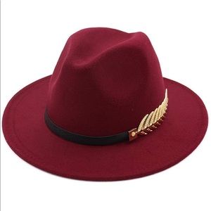 Stylish Fedora Panama with Gold Buckle
